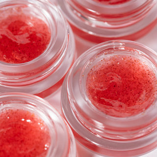 BLONDESISTER Kiss Me More - lūpų priežiūros rinkinys