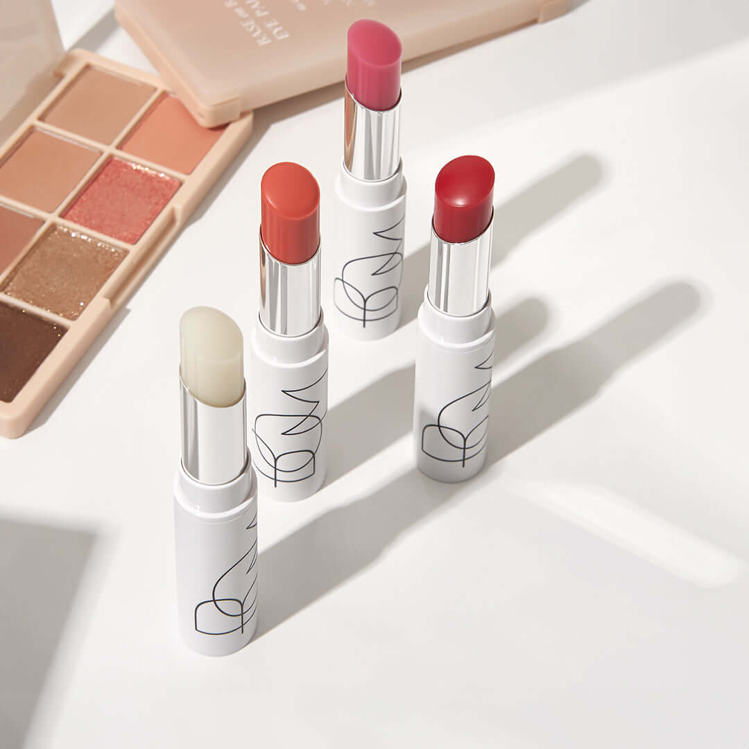 BOM Dewy Lip Balm - drėkinantis lūpų balzamas su spalva