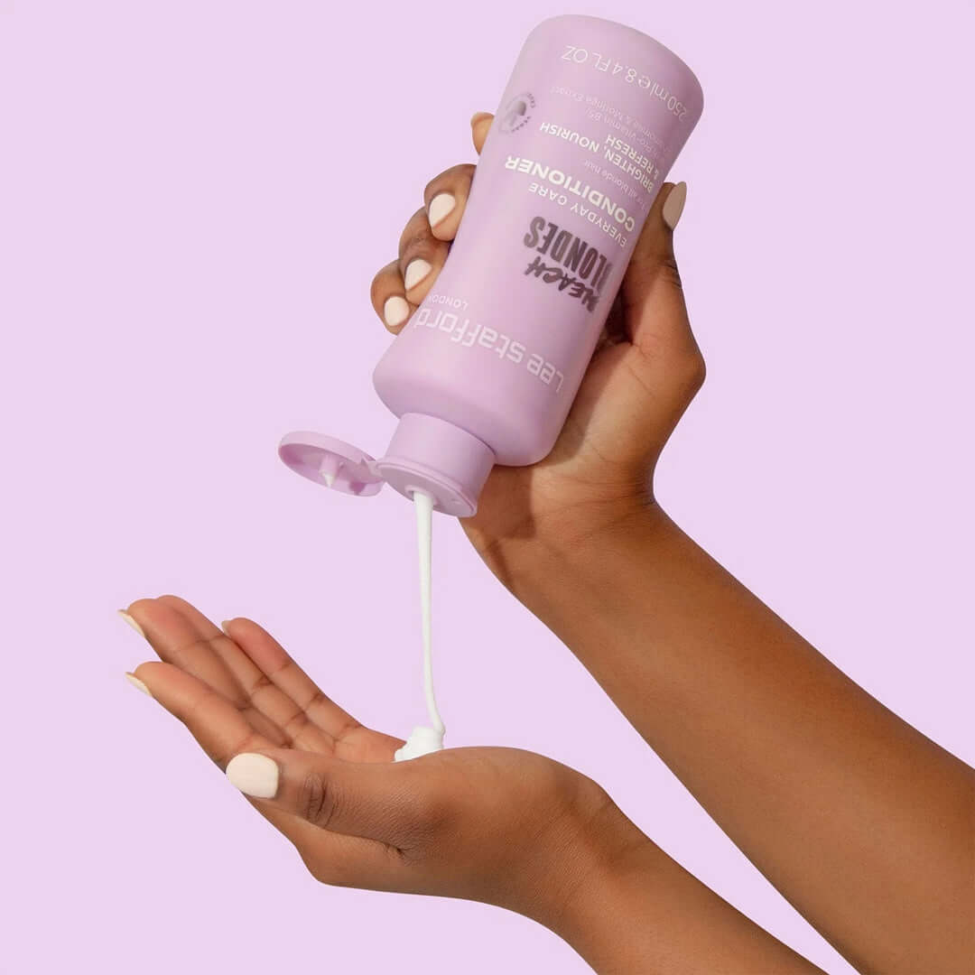 LEE STAFFORD Bleach Blondes Everyday Care Conditioner - kondicionierius šviesiaplaukėms